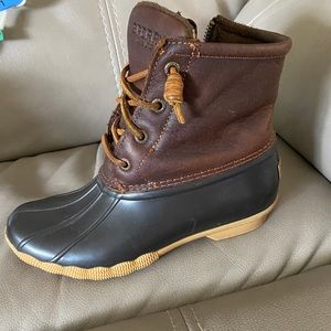 Speedy Duck Boots
